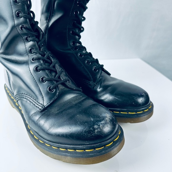 Dr Martens RARE 20-eyelet Lace-up 12270 Knee High Boots - Picture 2 of 9